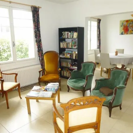 House : Maison Individuelle De Plain-pied - 3 Chambres - Dans Quartier Calme Сasa de vacaciones